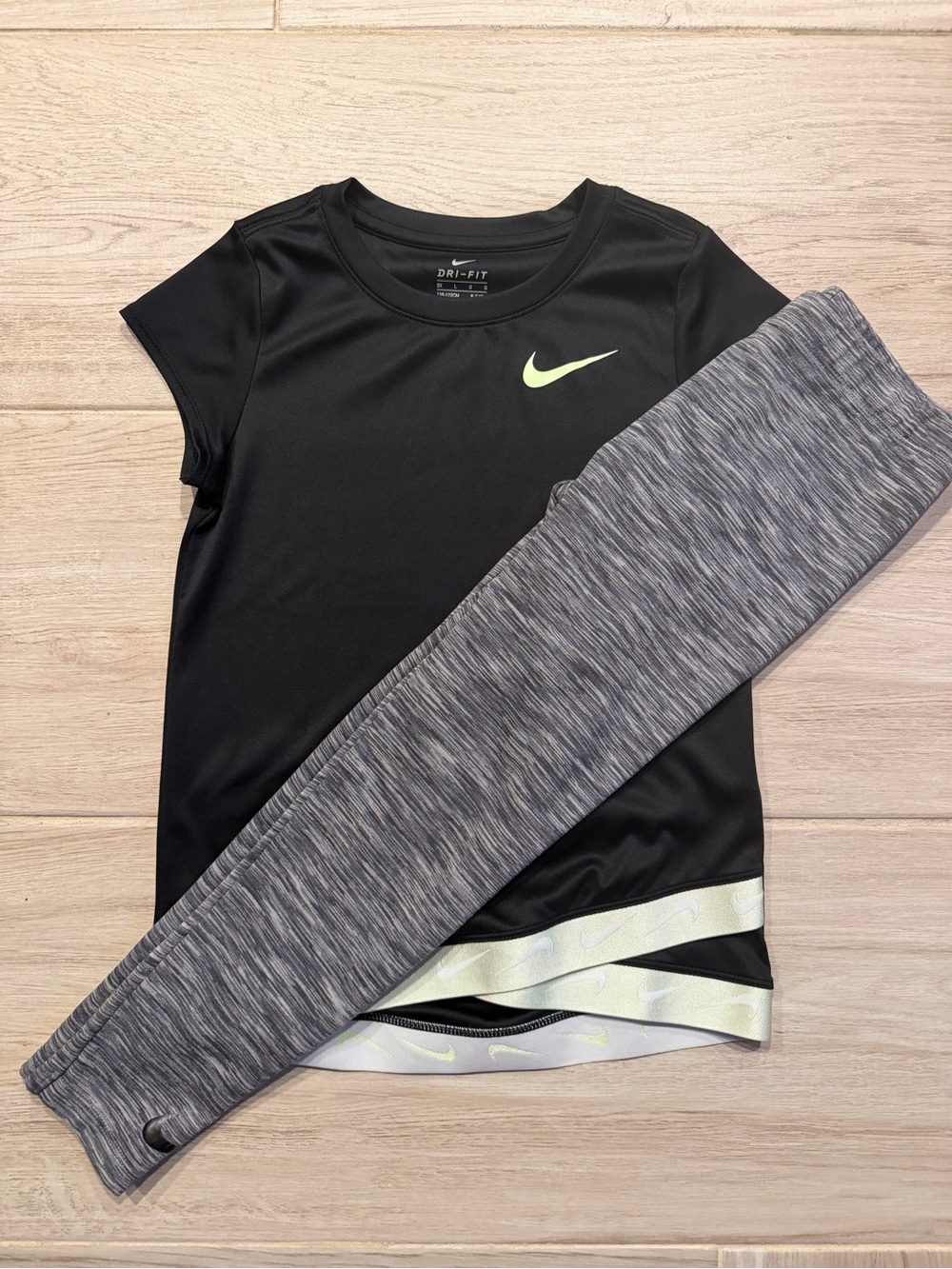 Nike Black Short Sleeve Dri-FIT Tunic Top with Matching Legging